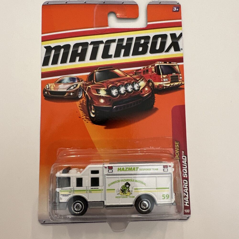 Matchbox Emergency Response (2009) White Hazard Squad Truck 51/100